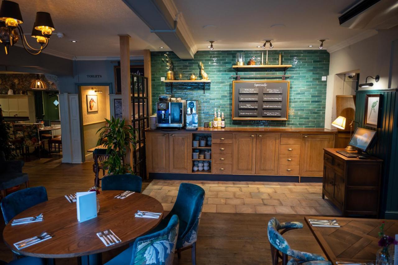 Ely Hotel By Chef & Brewer Collection Камбърли Екстериор снимка