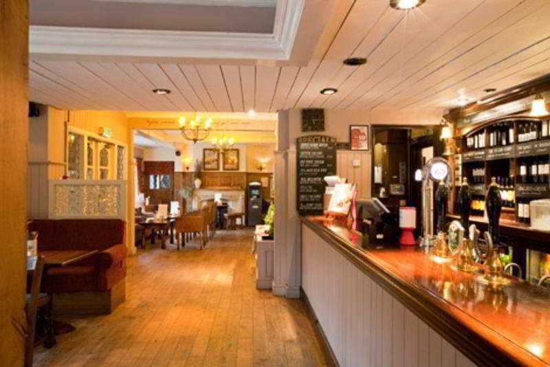 Ely Hotel By Chef & Brewer Collection Камбърли Екстериор снимка
